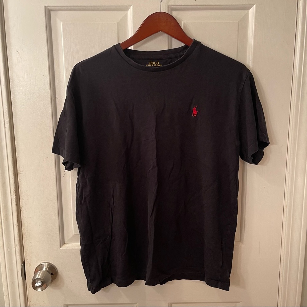 BARELY WORN BLACK Polo Ralph Lauren with embroidered logo, mens medium.